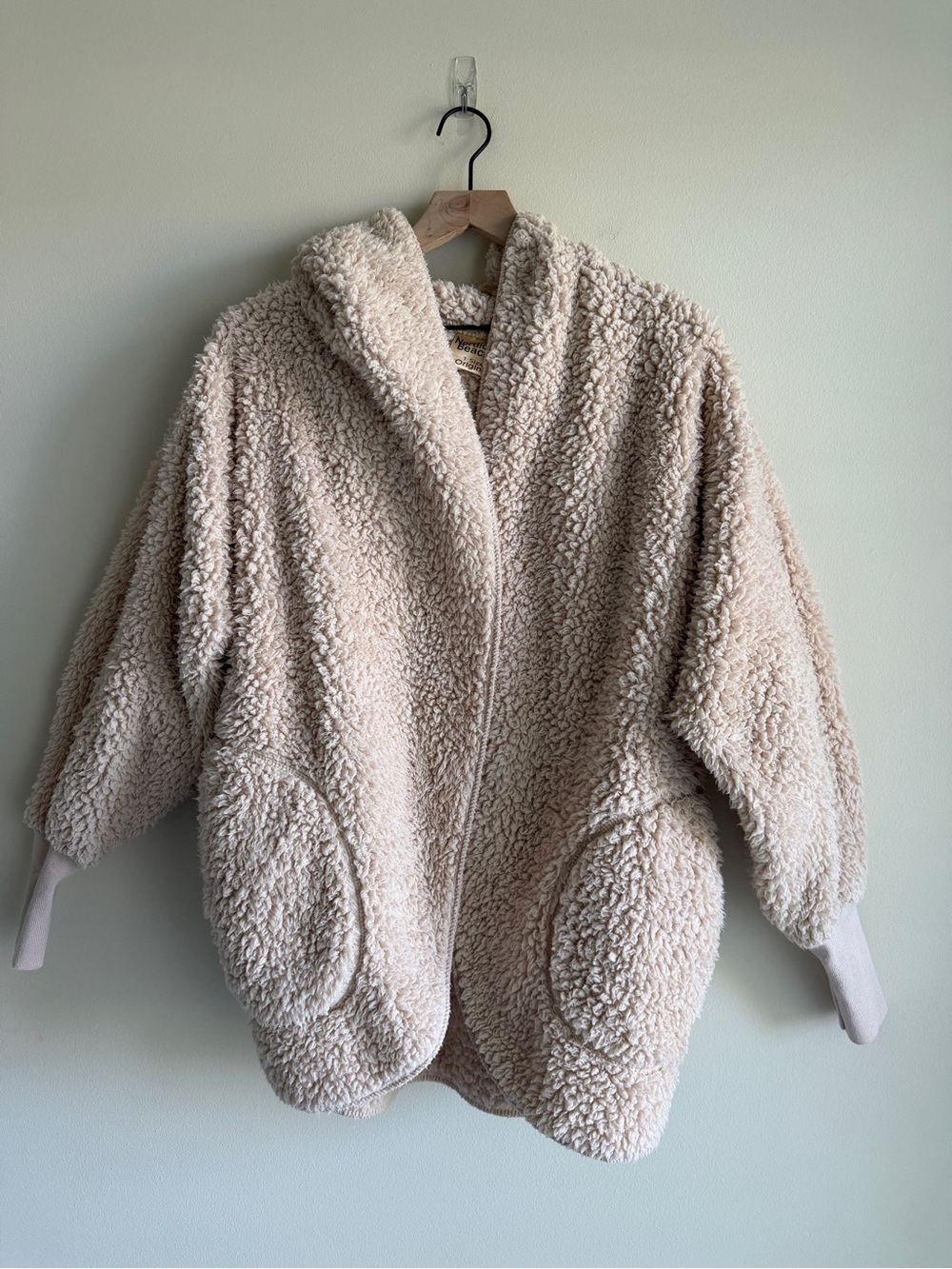 Nordic Beach Fluffy Frappe Cozy Sherpa Body Wrap Hooded Cardigan White One Size - Picture 3 of 11